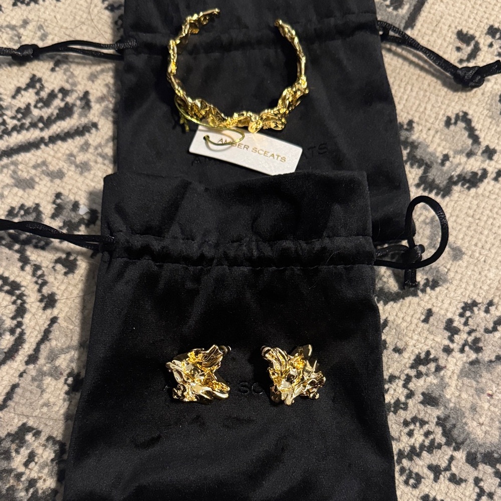 🆕 Amber Sceats Emery Cuff Bracelet and Earrings